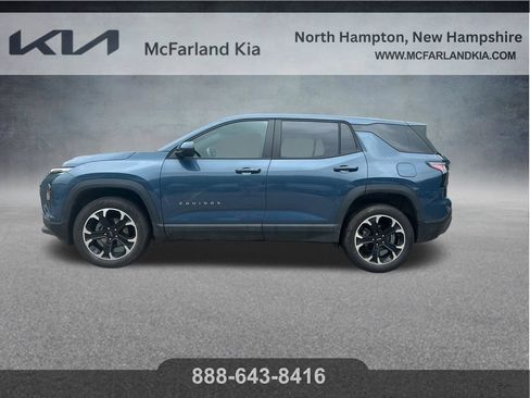 Used 2025 Chevrolet Equinox LT AWD/4WD image 3