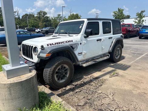 Used 2018 Jeep Wrangler Unlimited Rubicon AWD/4WD image 7