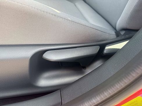 New 2026 Toyota Prius LE image 19