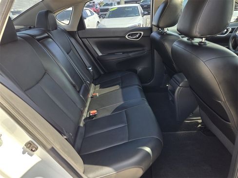 Used 2017 Nissan Sentra SL w/ SL Premium Technology Package image 16