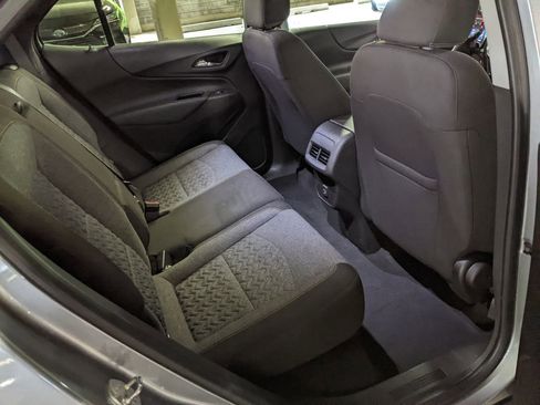 Used 2023 Chevrolet Equinox LT FWD image 25