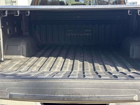 Used 2019 GMC Sierra 1500 SLT w/ SLT Premium Plus Package image 5