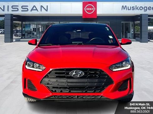 Used 2019 Hyundai Veloster 2.0 Premium image 2