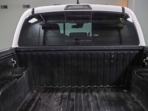 Used 2023 Toyota Tacoma TRD Off-Road image 29