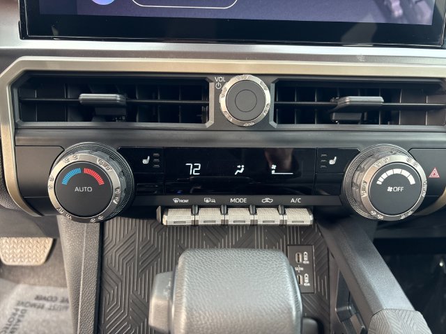 Used 2024 Toyota Tacoma TRD Off-Road AWD/4WD image 22