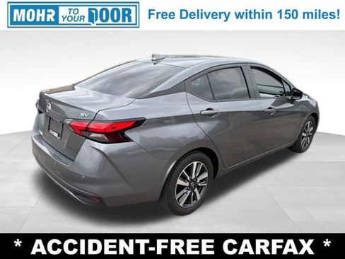 Used 2021 Nissan Versa SV FWD image 5