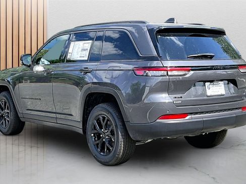 New 2026 Jeep Grand Cherokee Altitude AWD/4WD image 7