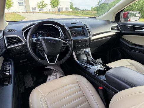 Used 2015 Ford Edge SEL w/ Equipment Group 201A AWD/4WD image 16