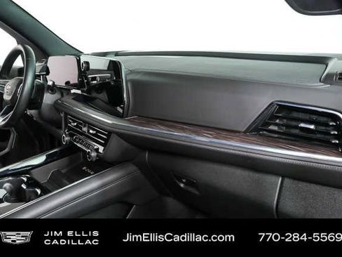 Used 2025 Chevrolet Tahoe LT RWD image 22