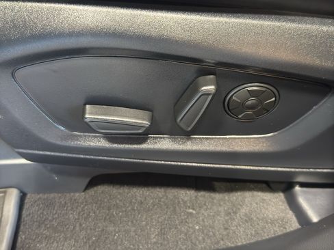 Used 2025 Ford Explorer ST AWD/4WD image 18