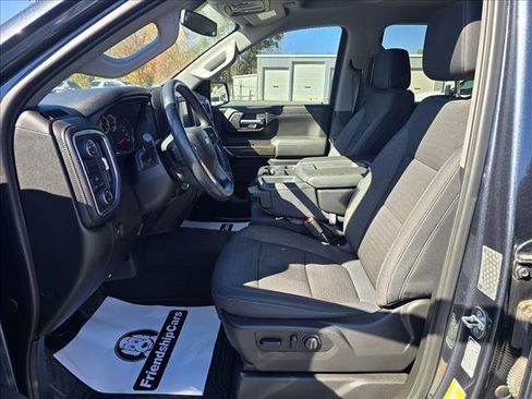 Used 2019 Chevrolet Silverado 1500 LT w/ Texas Edition image 11