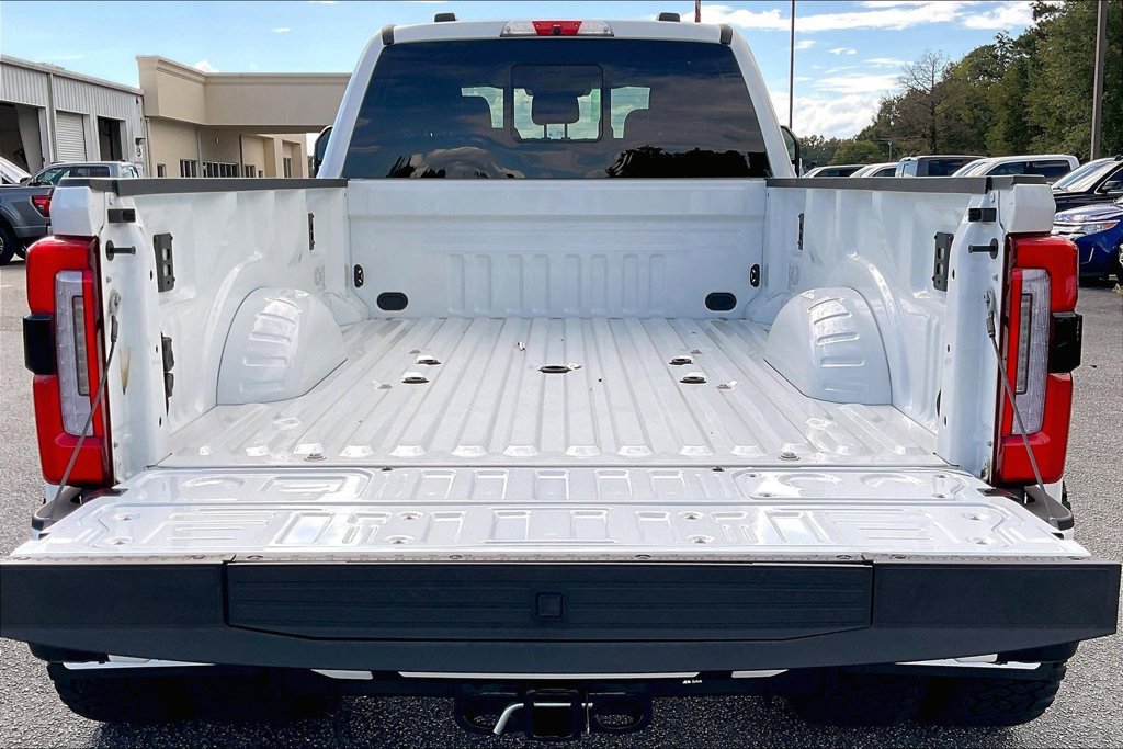 New 2026 Ford F450 Platinum w/ FX4 Off-Road Package AWD/4WD image 19