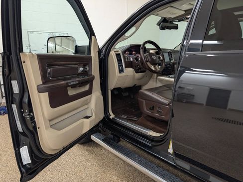 Used 2015 RAM 1500 Laramie Longhorn AWD/4WD image 5