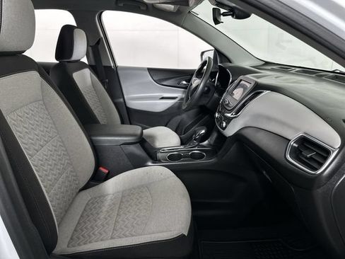 Used 2022 Chevrolet Equinox LS FWD image 29