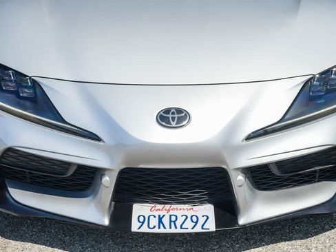 Used 2021 Toyota Supra RWD image 5