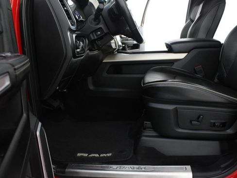 Used 2019 RAM 2500 Laramie AWD/4WD image 19