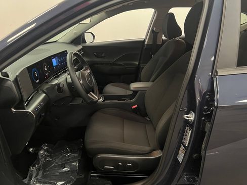 Used 2025 Hyundai Kona SEL FWD image 10