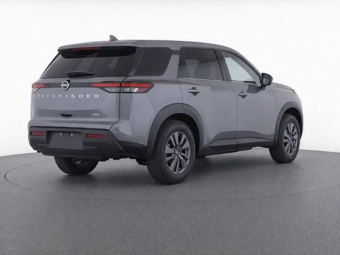 Used 2024 Nissan Pathfinder S AWD/4WD image 3