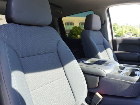 Used 2019 Chevrolet Silverado 1500 Custom Trail Boss w/ Custom Convenience Package image 22