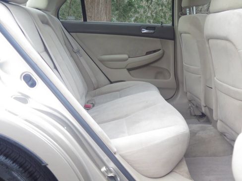Used 2006 Honda Accord EX image 14