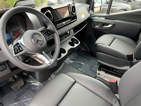 New 2025 Mercedes-Benz Sprinter 2500 image 15