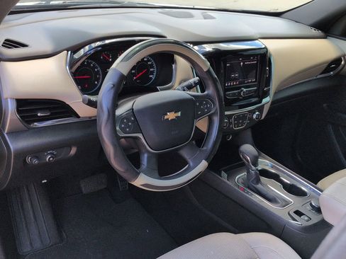 Used 2023 Chevrolet Traverse LS w/ Safety Package FWD image 9
