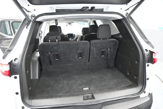 Used 2021 Chevrolet Traverse LT FWD image 8