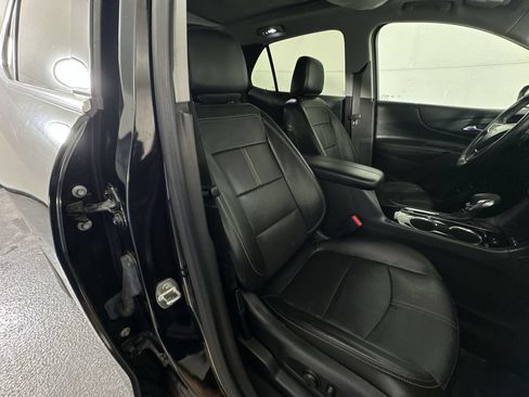 Used 2023 Chevrolet Equinox Premier FWD image 27