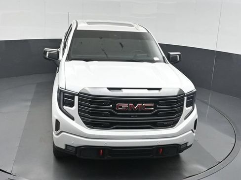 Used 2024 GMC Sierra 1500 AT4 w/ Technology Package AWD/4WD image 43