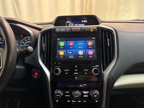 Certified 2022 Subaru Ascent Limited w/ Technology Package image 20