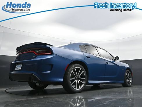 Used 2022 Dodge Charger R/T w/ Plus Group RWD image 33