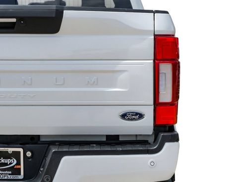 Used 2021 Ford F250 Platinum w/ FX4 Off-Road Package AWD/4WD image 53