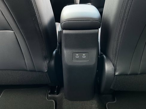 New 2026 Nissan Kicks SR image 18