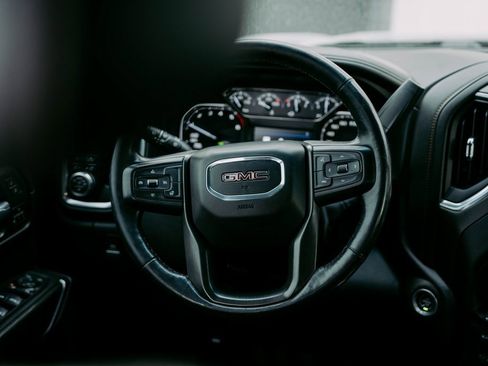 Used 2021 GMC Sierra 1500 AT4 w/ AT4 Premium Package image 13