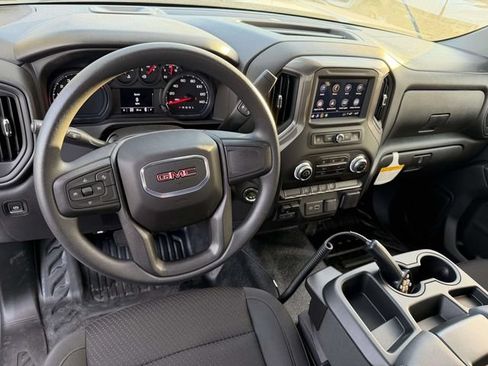 Used 2025 GMC Sierra 2500 Pro AWD/4WD image 9