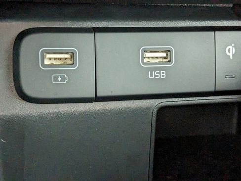 Used 2023 Kia Sorento EX w/ Panoramic Sunroof Package image 22