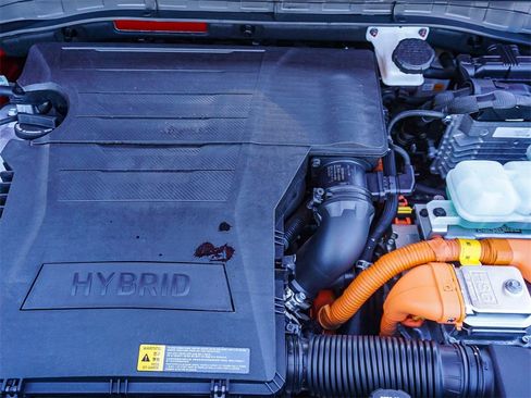 Used 2019 Kia Niro LX image 25