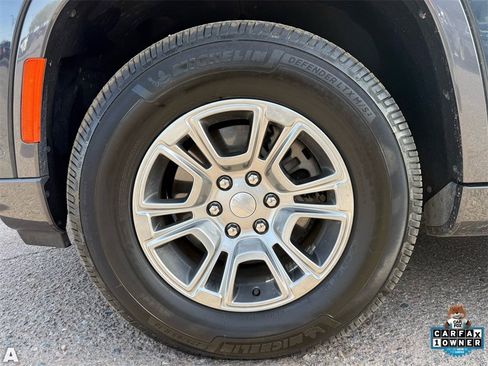 Used 2022 Jeep Wagoneer Series I image 10