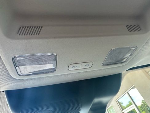 Certified 2024 Ford Maverick XLT FWD image 37