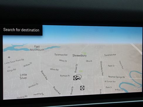 Used 2022 Porsche Cayenne Platinum Edition image 9