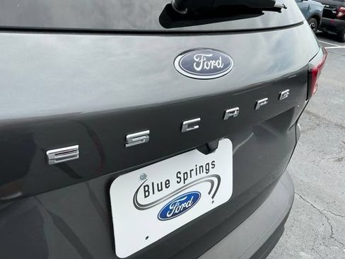 Used 2025 Ford Escape ST-Line Select AWD/4WD image 6