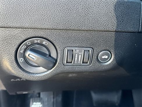 Certified 2023 Dodge Charger SXT image 10