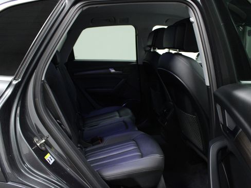 Used 2023 Audi Q5 2.0T Premium image 15