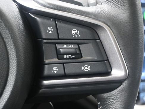 Certified 2025 Subaru Outback Limited image 28