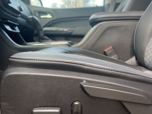 Used 2021 Chevrolet Colorado Z71 image 25