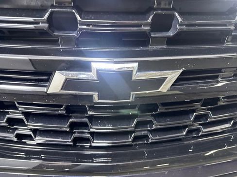 Used 2023 Chevrolet Tahoe Z71 image 9