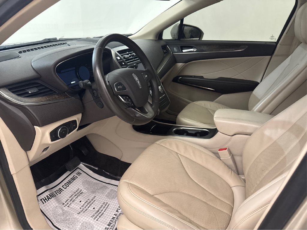 Used 2017 Lincoln MKC Reserve FWD image 17