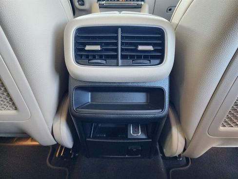 Used 2023 Mercedes-Benz GLE 350 4MATIC w/ AMG Line Exterior image 80