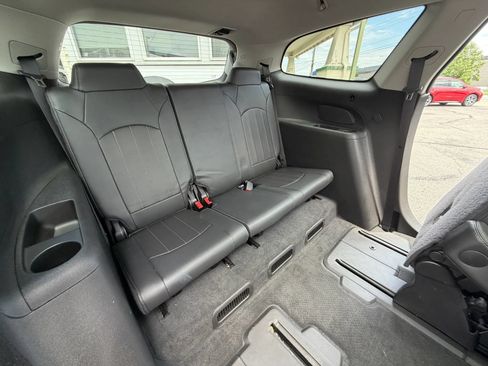 Used 2017 Buick Enclave Leather AWD/4WD image 37