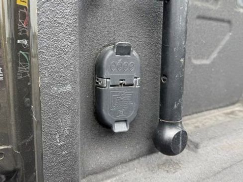 Used 2022 GMC Sierra 2500 Denali image 13